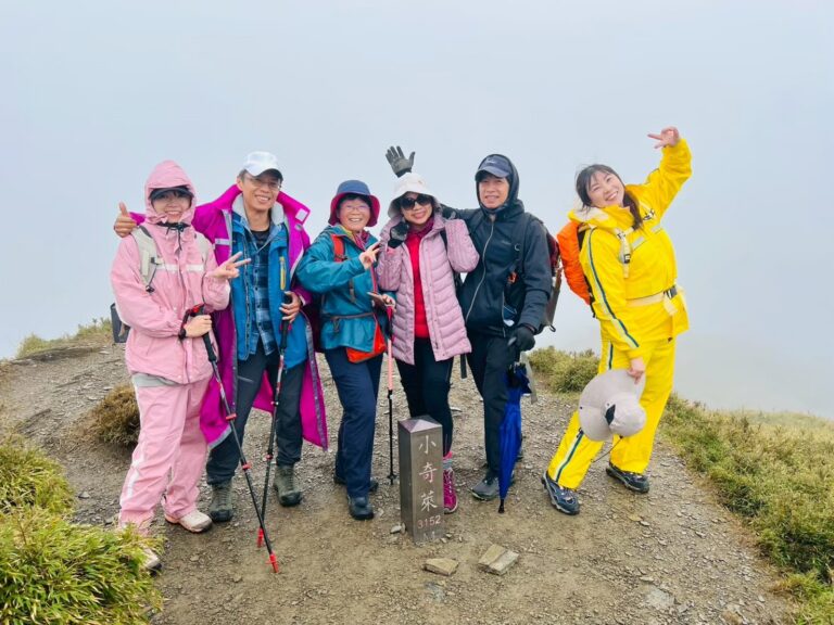 line album 0510合歡山小奇萊賞杜鵑 領隊林書晨 260111 15