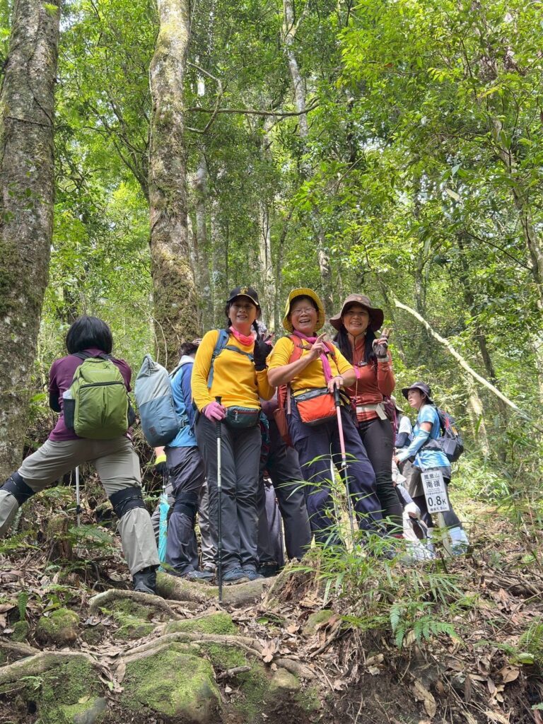 line album 1018登山大會師忘憂森林線領隊梁秋棋 260111 15