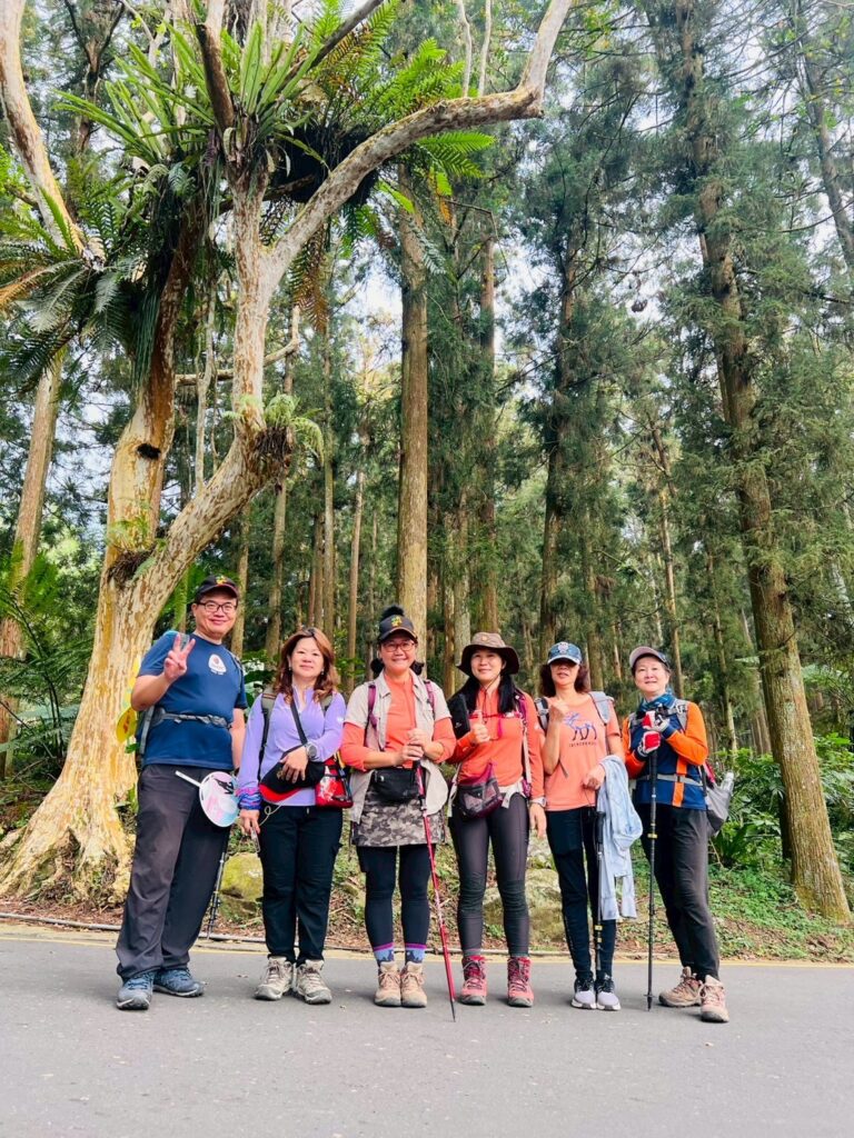 line album 1018登山大會師忘憂森林線領隊梁秋棋 260111 6