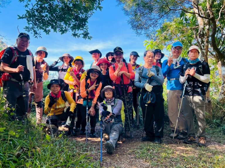 line album 1221 12 22大山母山 里龍山 行程 山海情 思想曲領隊林書晨 260111 7