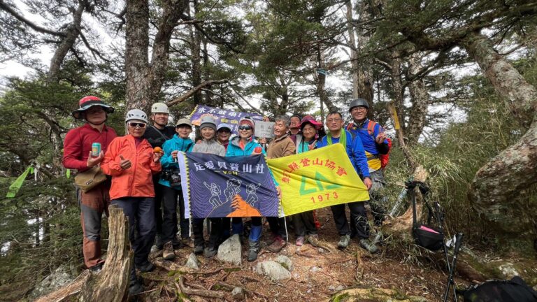 line album 221 23 大小劍 260117 16