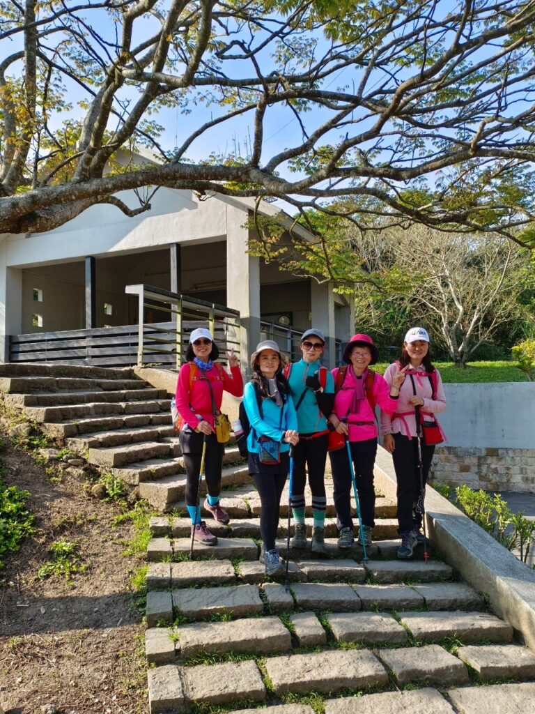 line album 323八里觀音山活動 領隊林書晨 260111 12