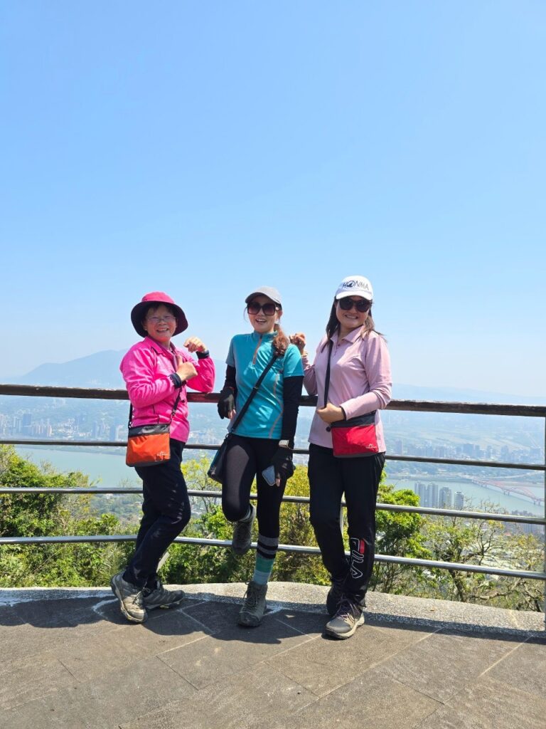 line album 323八里觀音山活動 領隊林書晨 260111 6