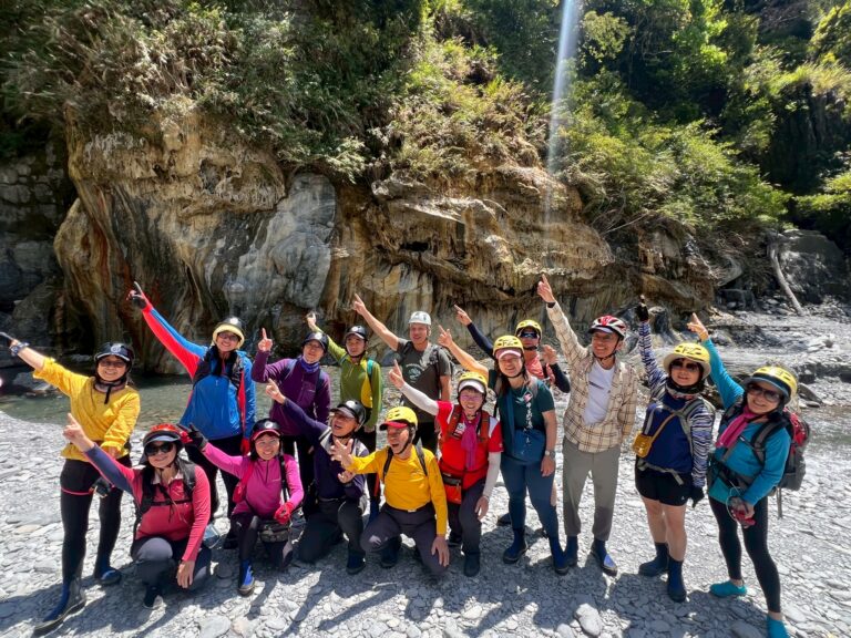 line album 3月29 30日尾寮山+哈尤溪 領隊 王文傑 嚮導 柯素惠 260117 12