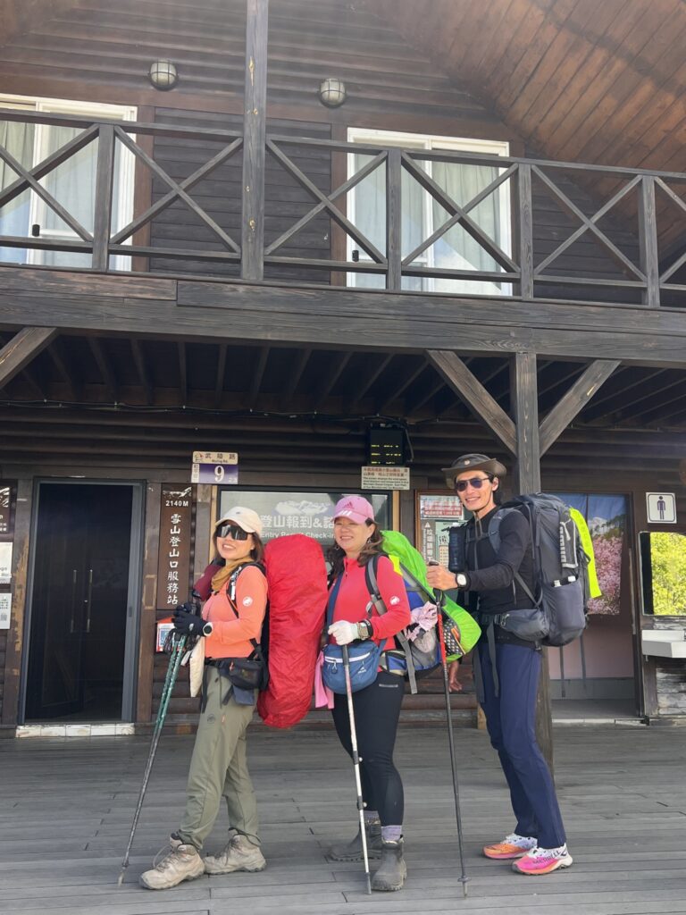 line album 5月15 18日雪主東翠池下志佳陽 領隊 王文傑 嚮導 柯素惠 260117 1