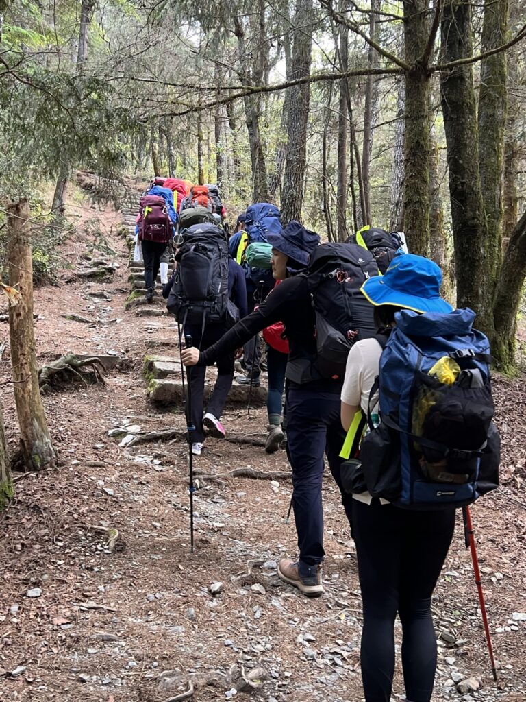 line album 5月15 18日雪主東翠池下志佳陽 領隊 王文傑 嚮導 柯素惠 260117 9