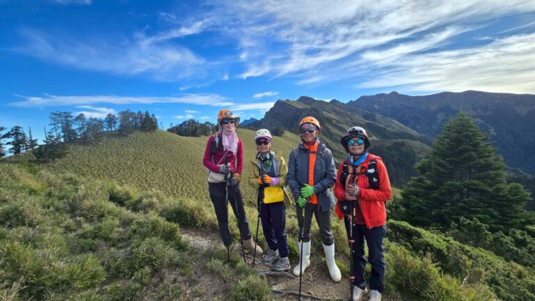 line album 824 26 玉山後四峰 領隊 黃文信 260117 12